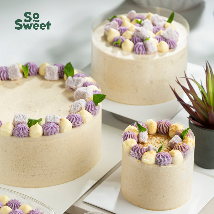 Soy Milk with Taro and Purple Rice Cake