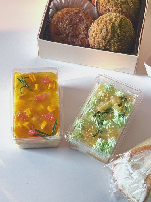 Sweet Green Whispers Picnic Basket 🧺