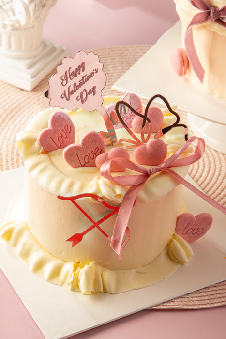 Cupid’s Arrow Cake 4-inch