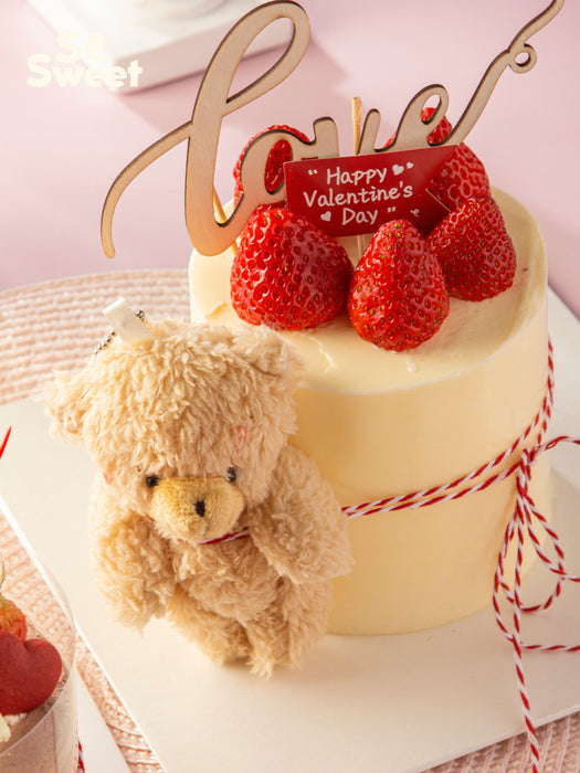 Strawberry Bear Romance Cake 4-inch